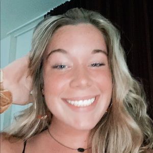 Meet your Posher, Reagan